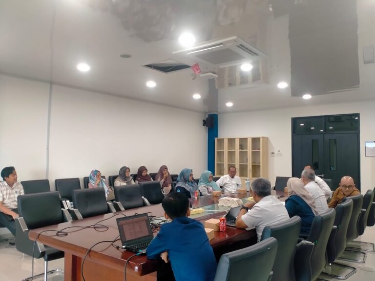 UMRAH Gelar Rapat Tinjauan Manajemen 2025: Wujud Komitmen terhadap Peningkatan Mutu Berkelanjutan